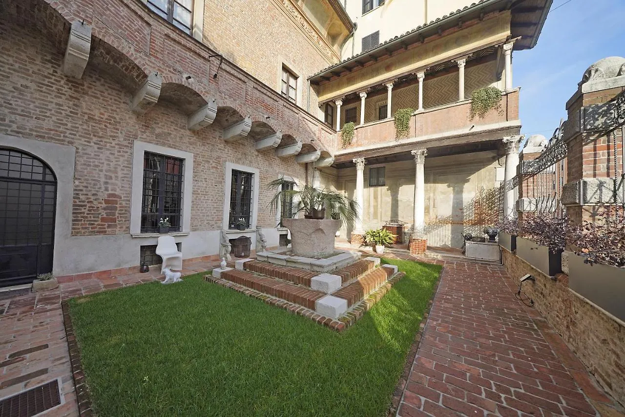 Foresteria Palazzo Guazzoni Zaccaria Cremona Vendégház