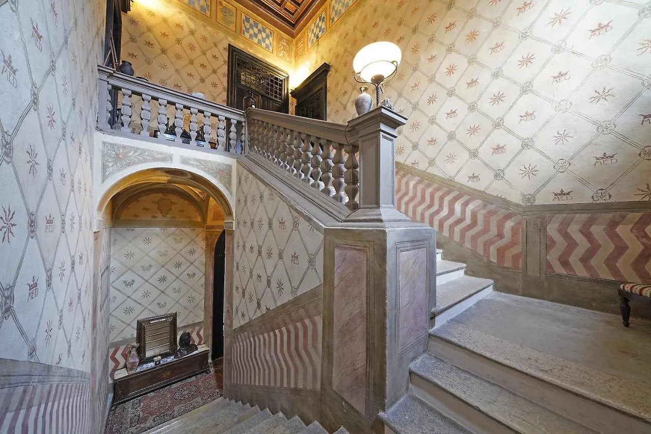 Guest house Foresteria Palazzo Guazzoni Zaccaria Cremona Italy